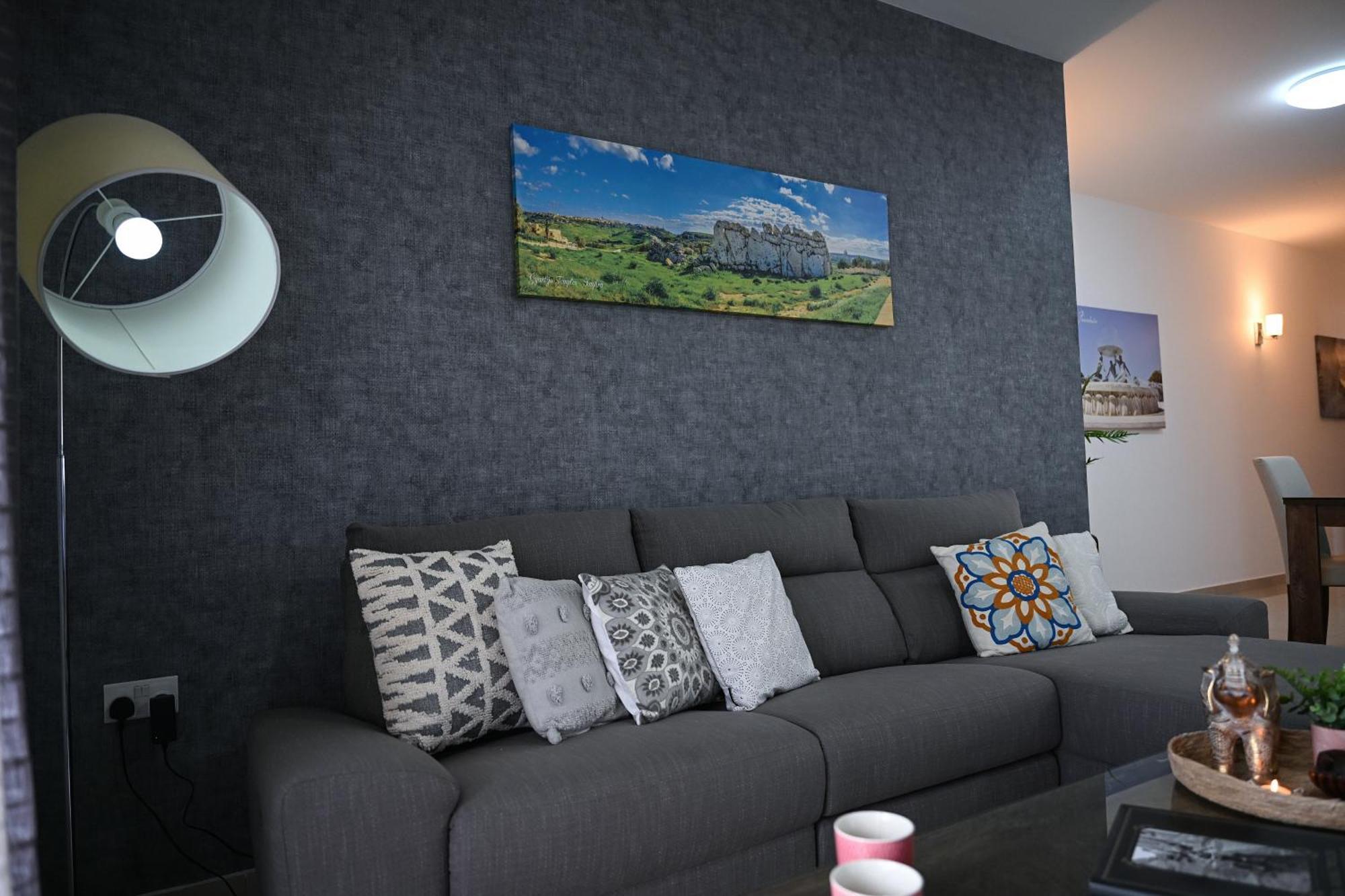 Fl 3 Ta'Lonza Luxury With Hot Tub By Homely Mellieħa Exterior foto